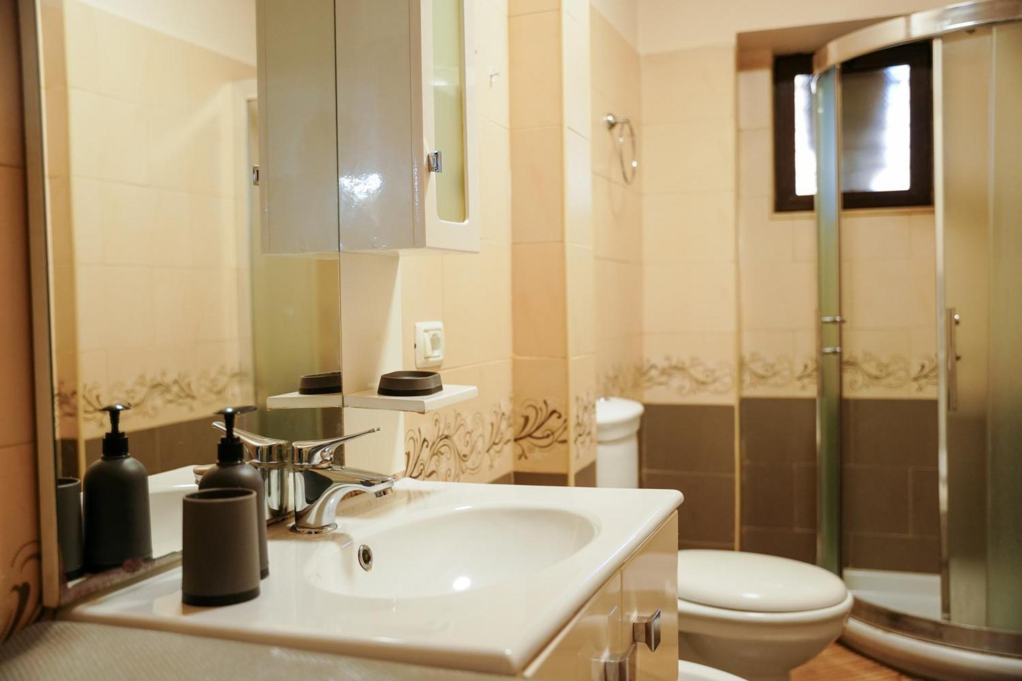 Tirana Centre Lions Gate 1 Apartment Екстер'єр фото
