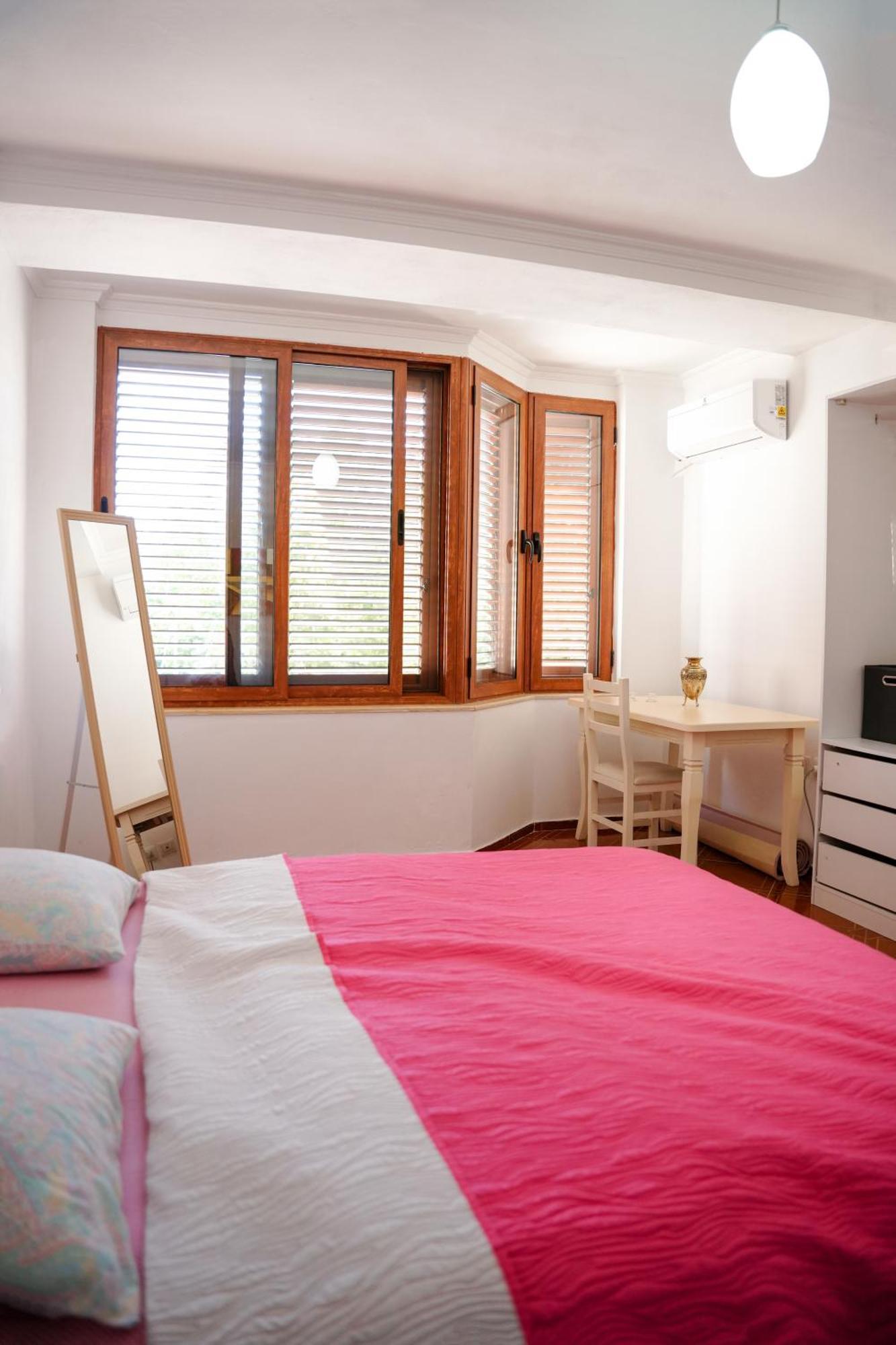 Tirana Centre Lions Gate 1 Apartment Екстер'єр фото