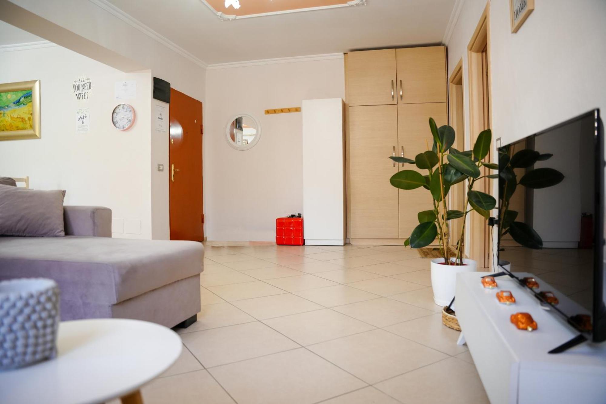 Tirana Centre Lions Gate 1 Apartment Екстер'єр фото