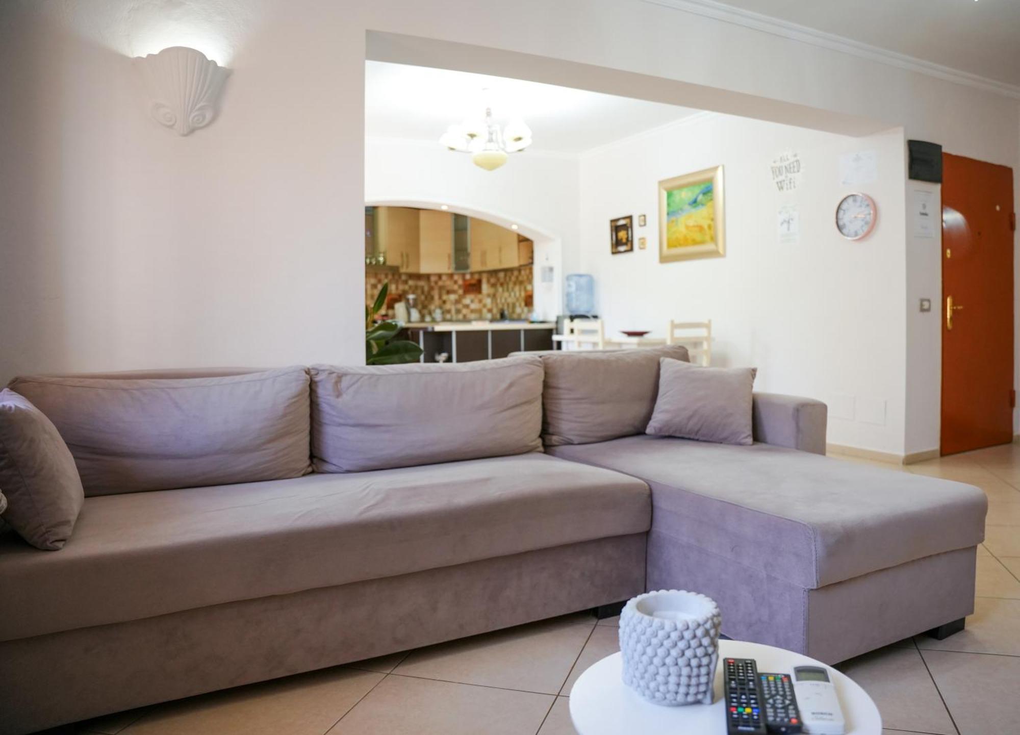 Tirana Centre Lions Gate 1 Apartment Екстер'єр фото